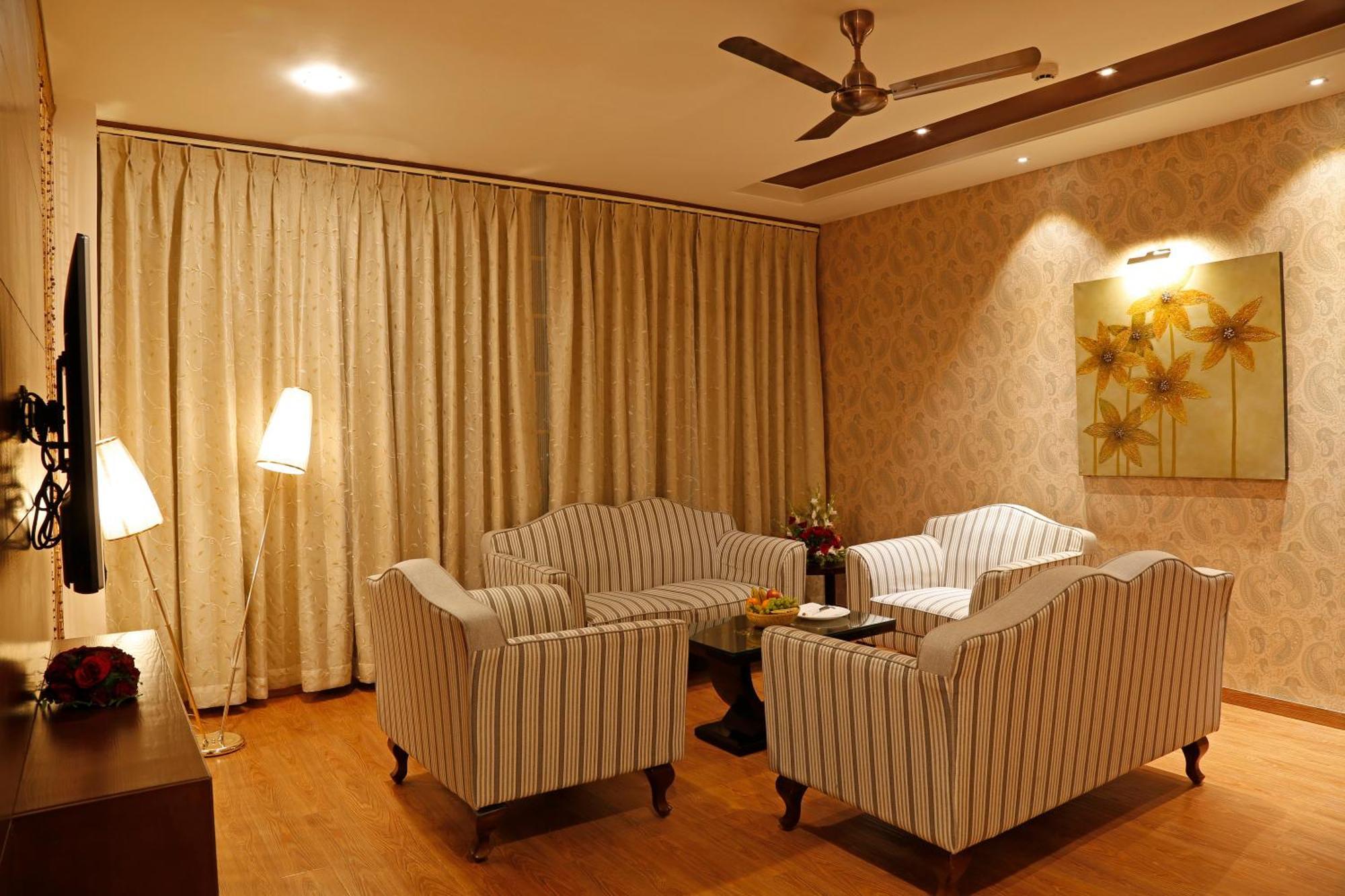 Grand Xenia Hotel Ajmer Exterior photo